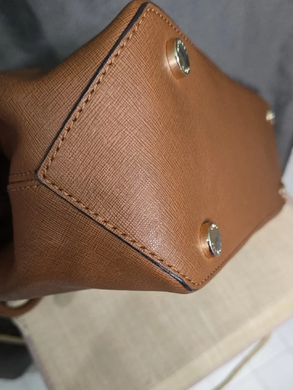 Michael Kors Set - Picture 6 of 16